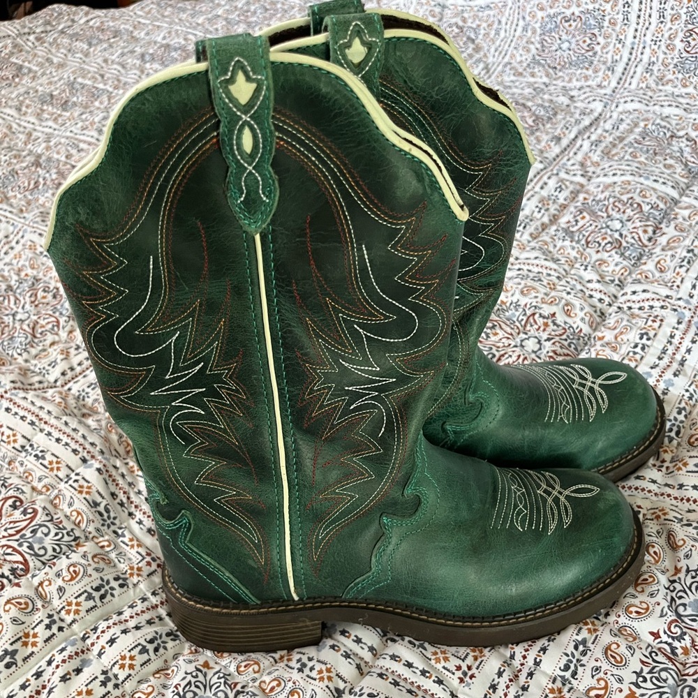 Justin Gypsy boots size 11